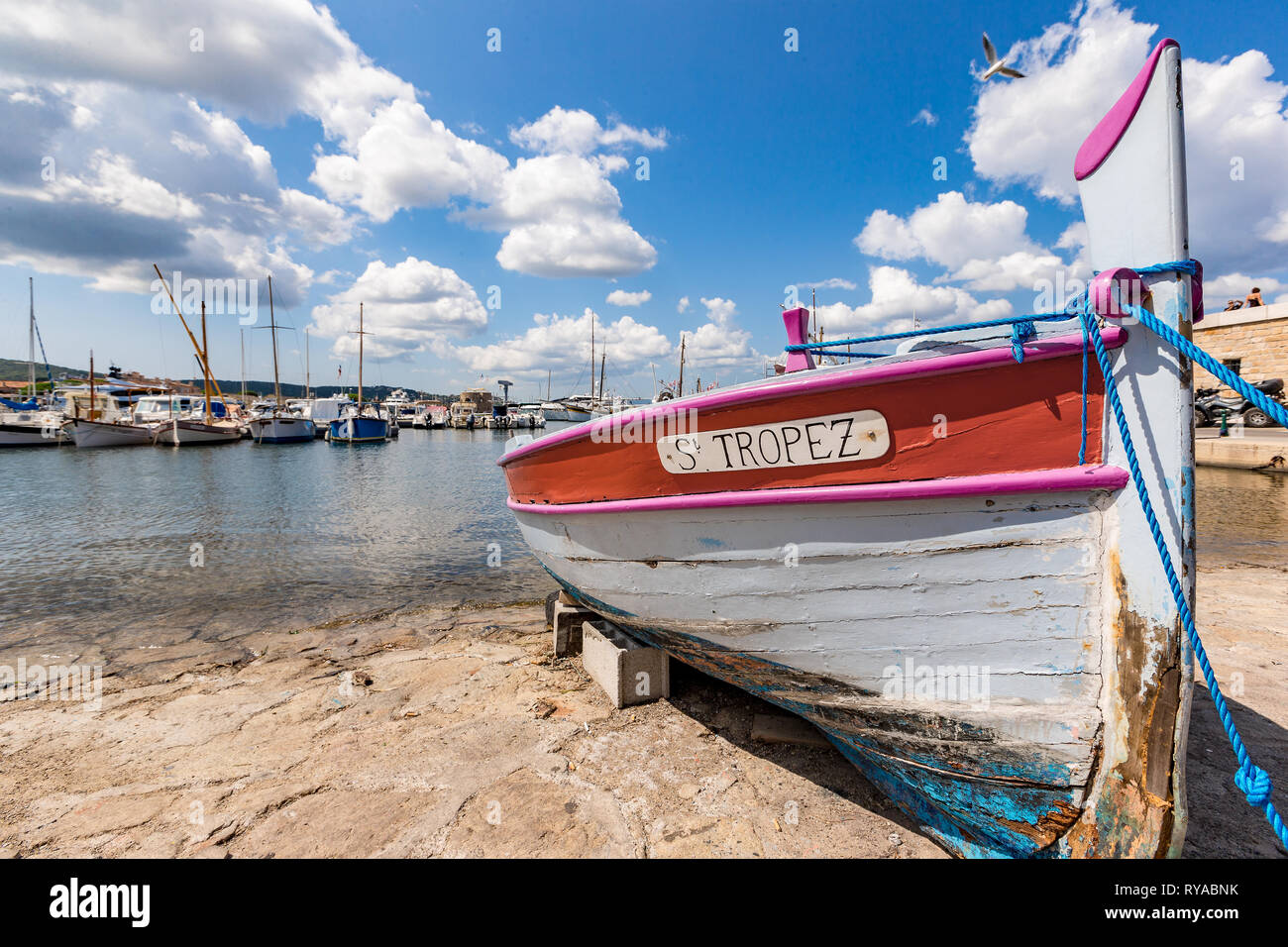 Boot im Hafen von Saint Tropez Stock Photo
