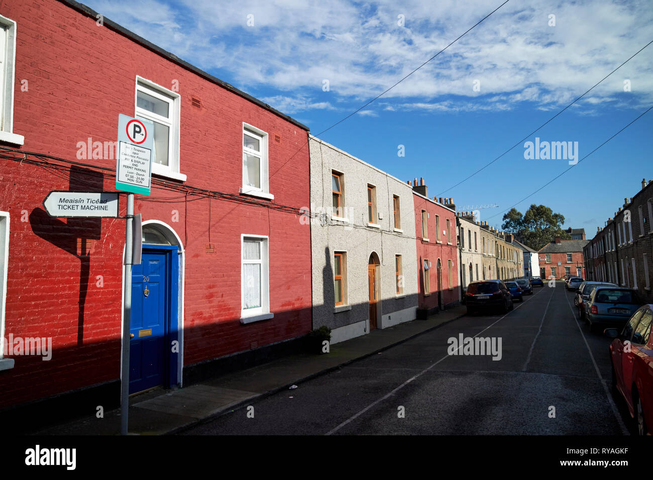 richmond cottages terraced houses dublin 1 Dublin Republic of Ireland Europe This was one of the streets bombed by germans by accident in World War 2 Stock Photo
