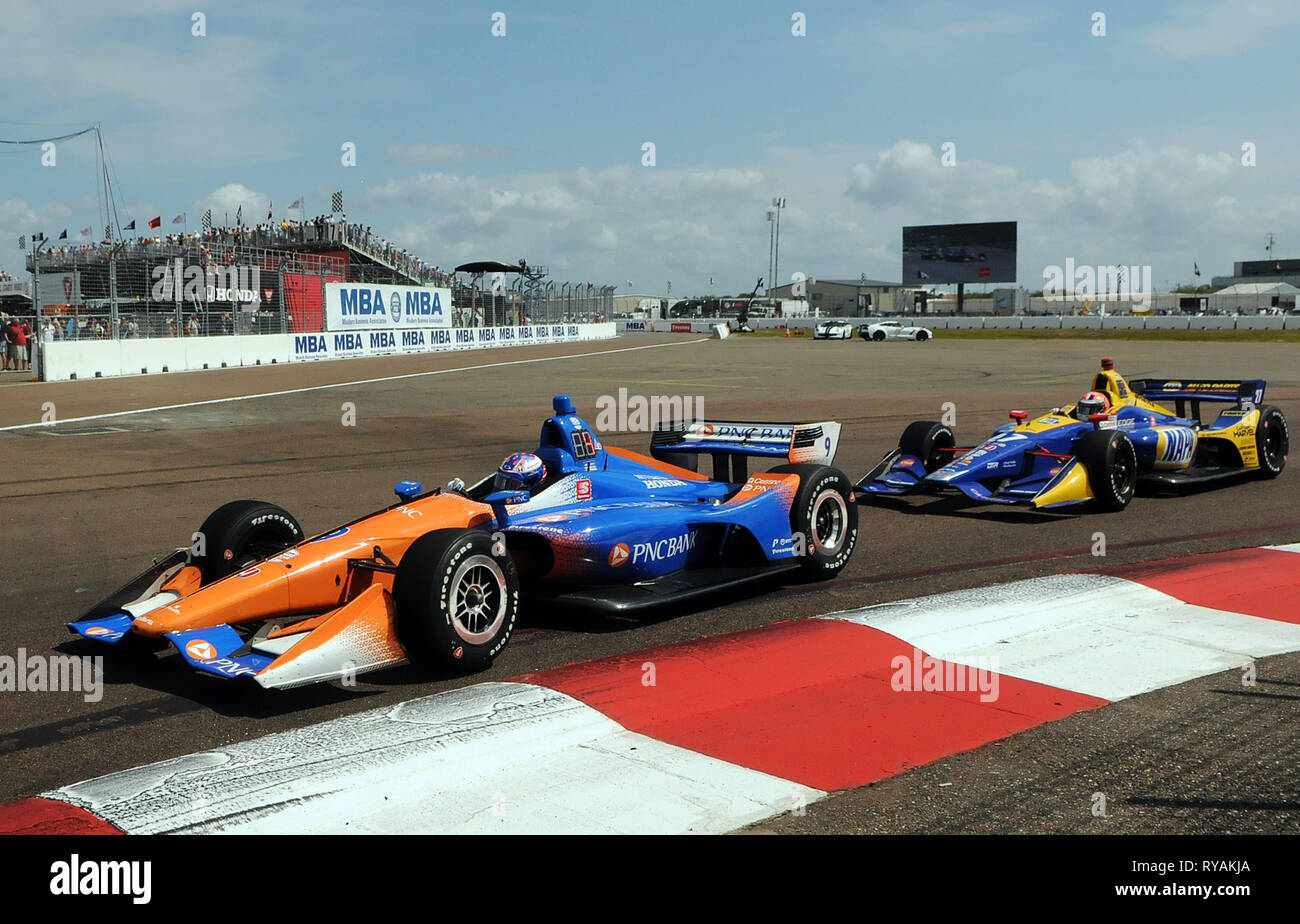 March 10, 2019 - St. Petersburg, Florida, United States - Chip Ganassi Racing driver Scott Dixon of New Zealand (left) and Alexander Rossi of the United States approach turn two during the Firestone Grand Prix of St. Petersburg on March 10, 2019 in St. Petersburg, Florida. Dixon finished in second place and Rossi in fifth place while Josef Newgarden of the United States won the race. (Paul Hennessy/Alamy) Stock Photo