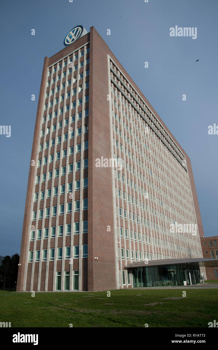 The brand building of VW, Volkswagen, corporate headquarters, exterior  view, feature, architecture, annual press conference of Volkswagen AG,  public limited company in Wolfsburg on . | Usage worldwide Stock  Photo - Alamy