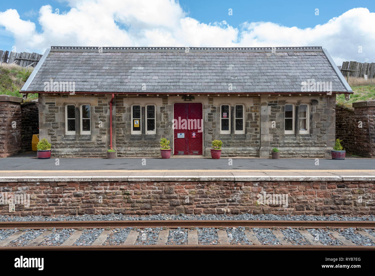 Dent railway station, the highest operational mainline station in England Stock Photo