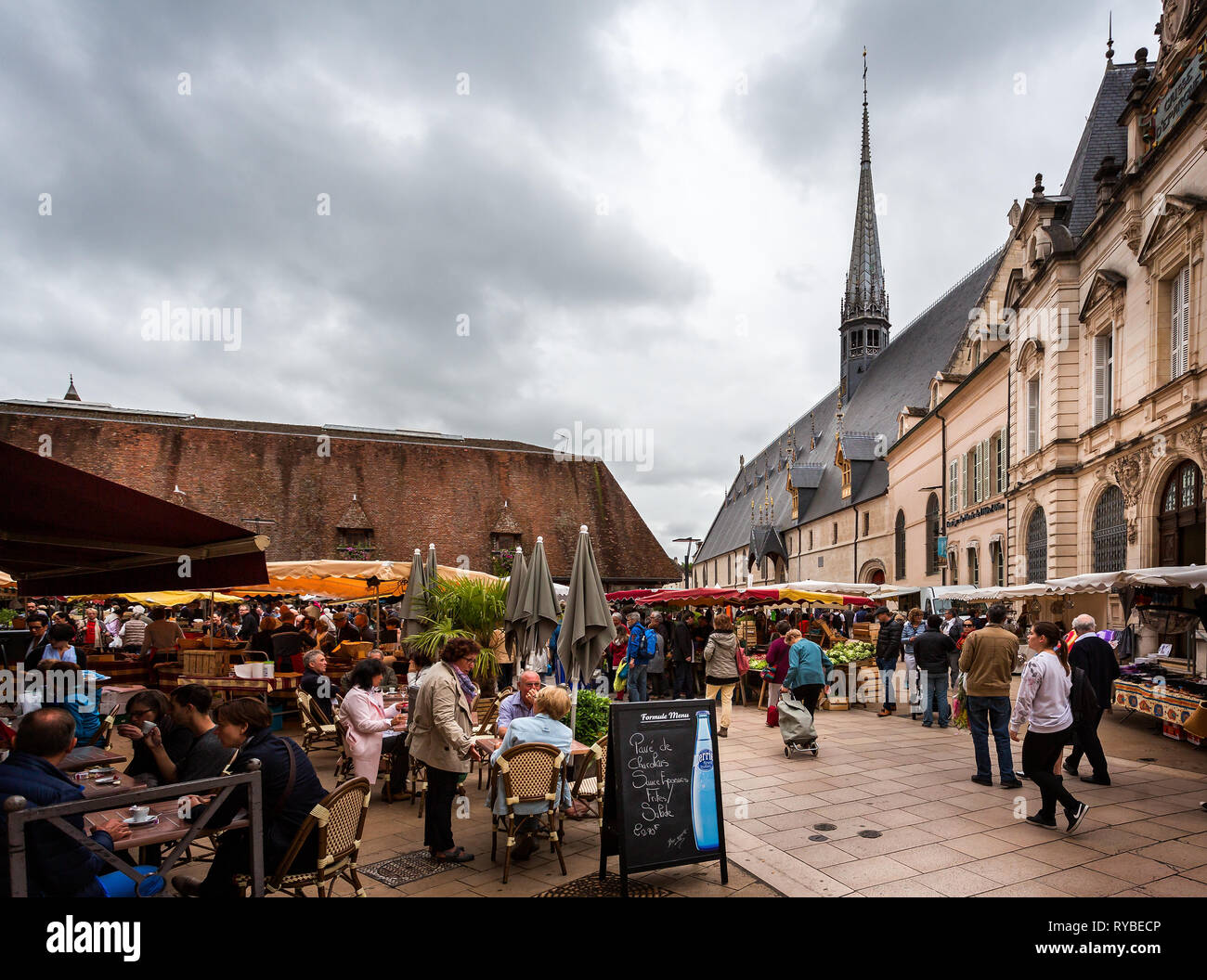 Street cafes and market stalls in Beaune, Burgundy, France on 21 June ...