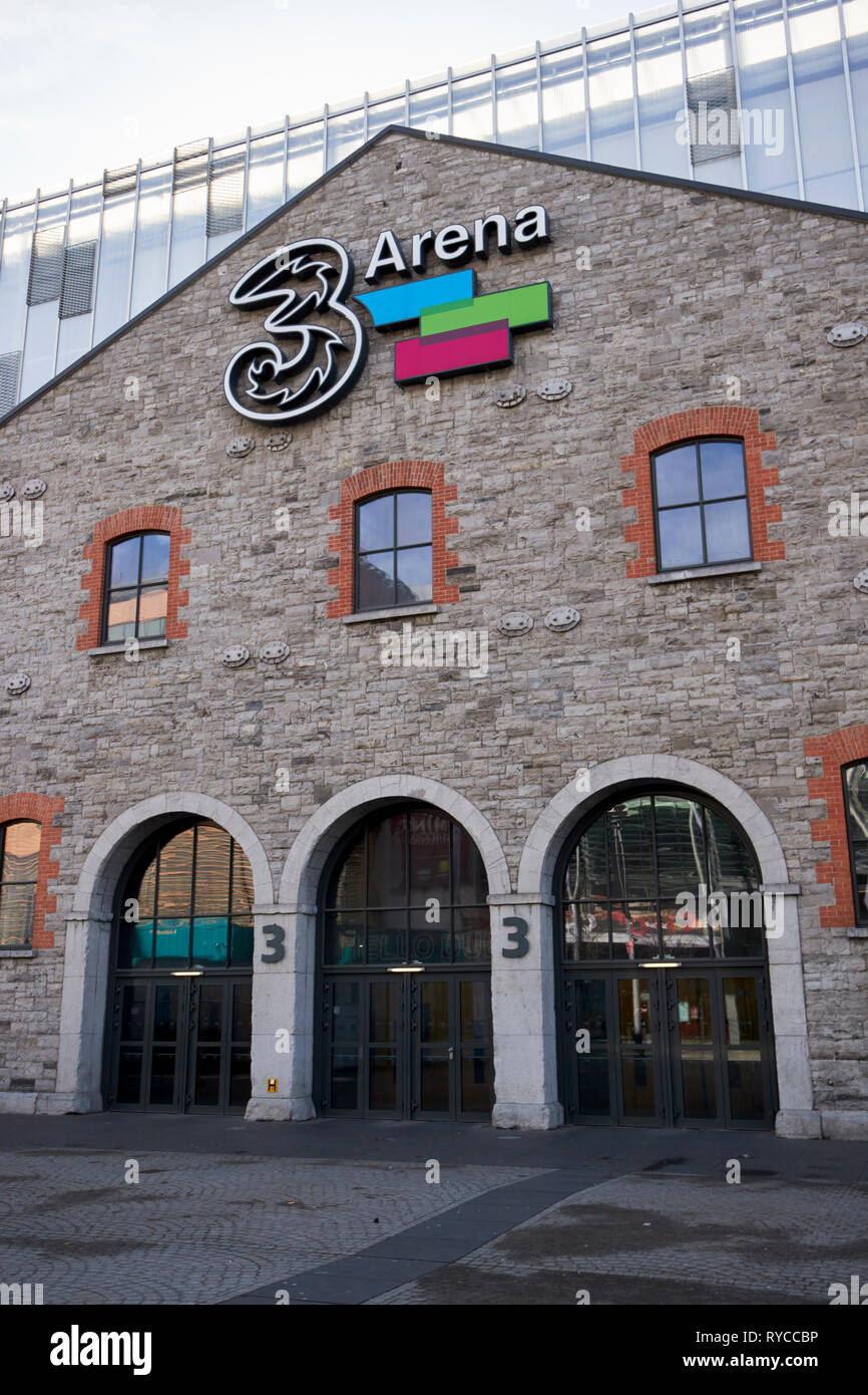 3 arena hires stock photography and images Alamy