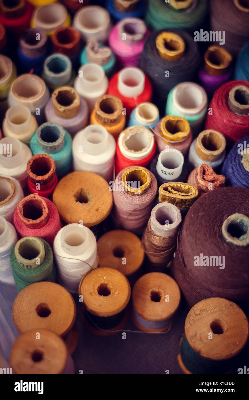 Many multi colored threads hi-res stock photography and images - Alamy