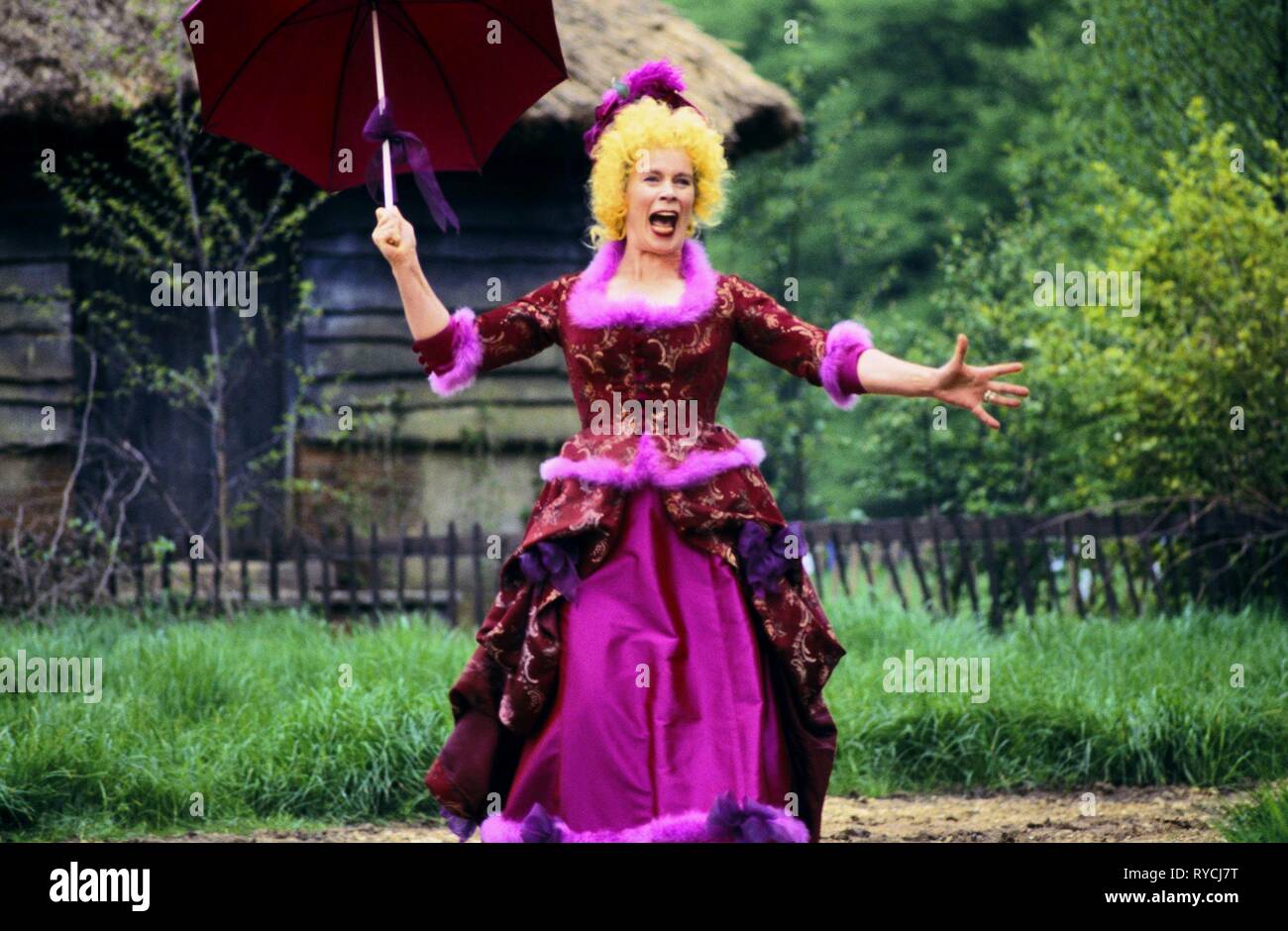 Celia Imrie High Resolution Stock Photography and Images Alamy