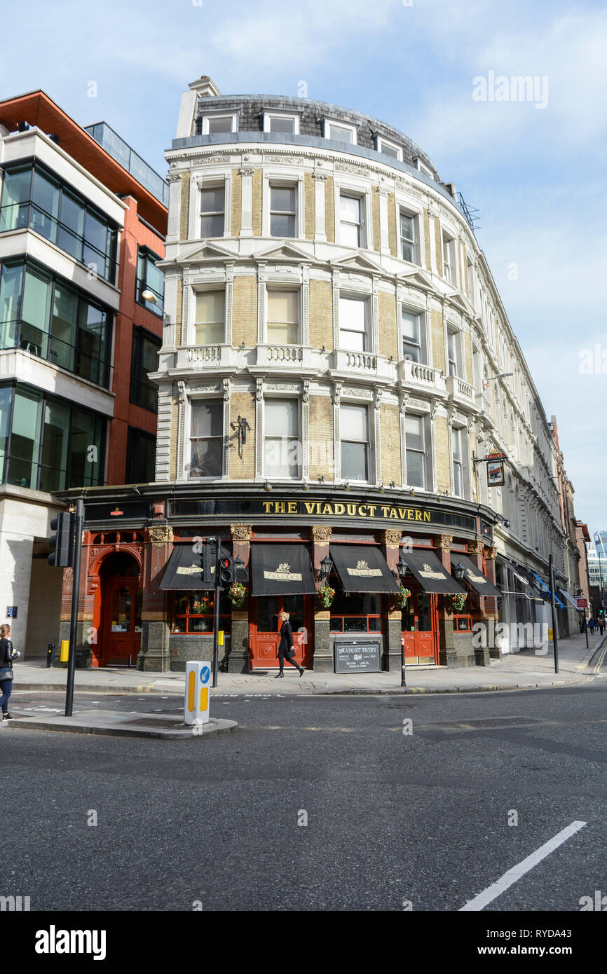 Viaduct tavern london gin hires stock photography and images Alamy