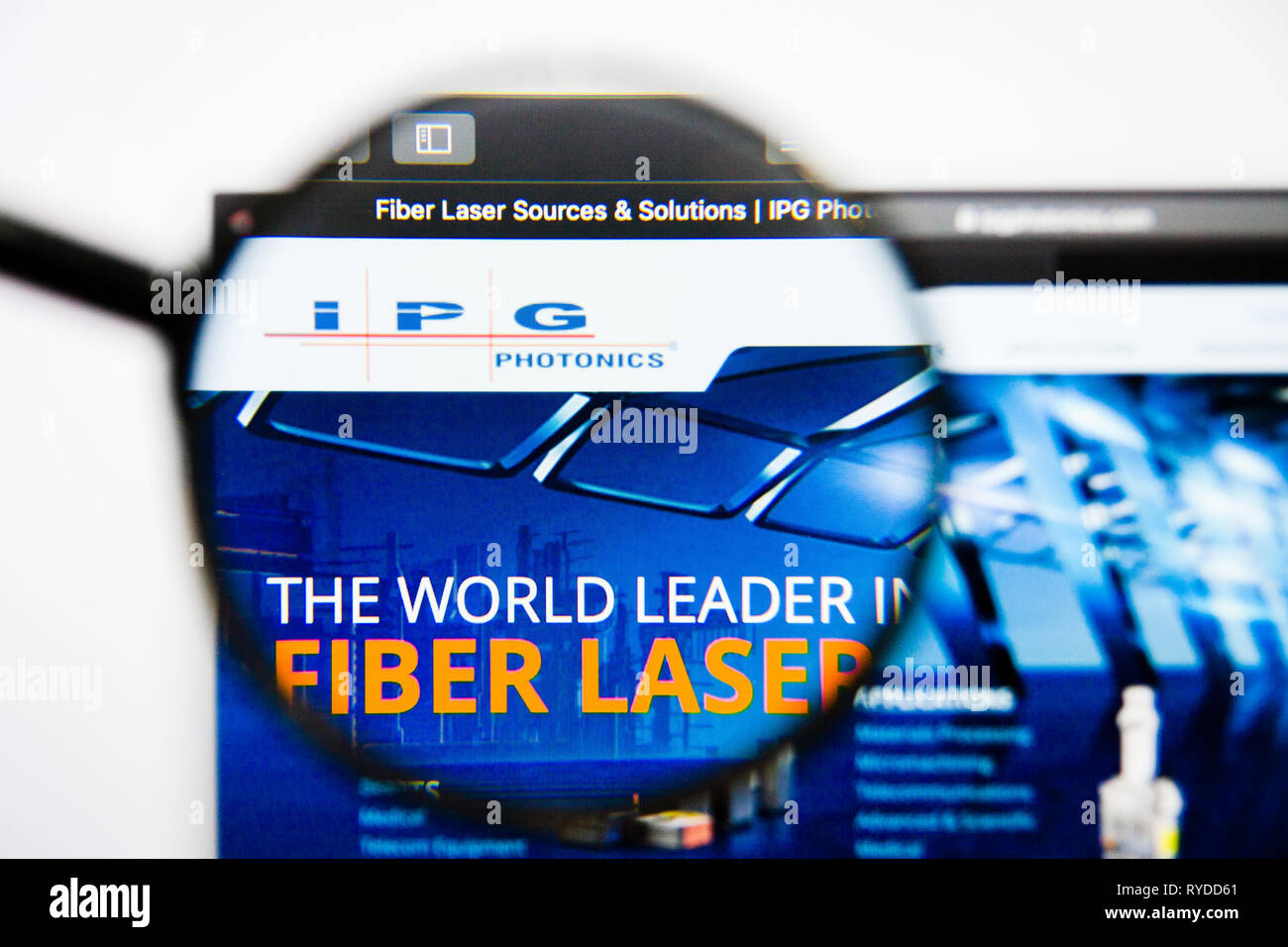 Los Angeles, California, USA - 25 January 2019: IPG Photonics website  homepage. IPG Photonics logo visible on screen Stock Photo - Alamy