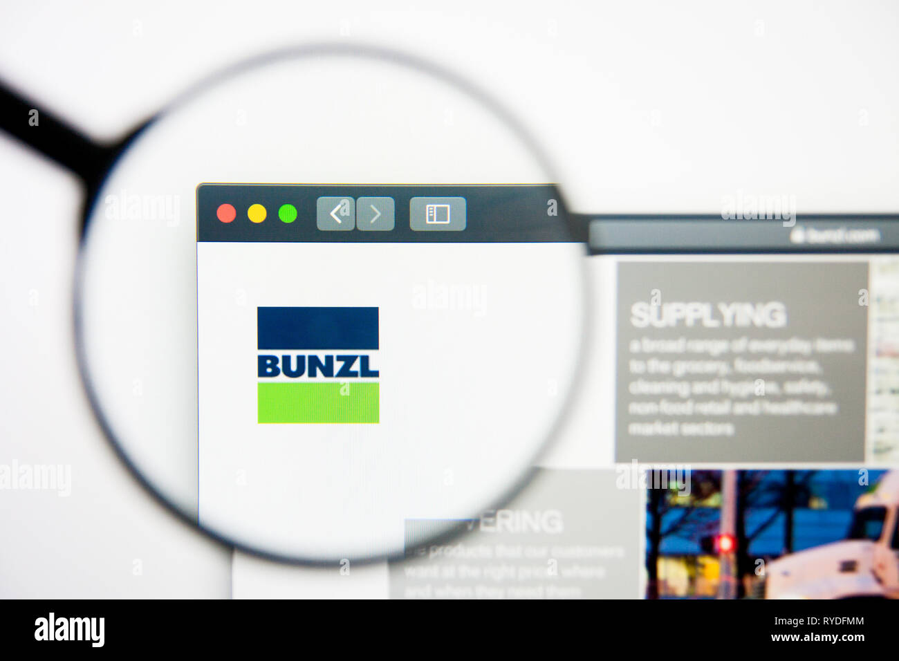 Los Angeles, California, USA - 28 February 2019: Bunzl website homepage. Bunzl logo visible on display screen, Illustrative Editorial Stock Photo