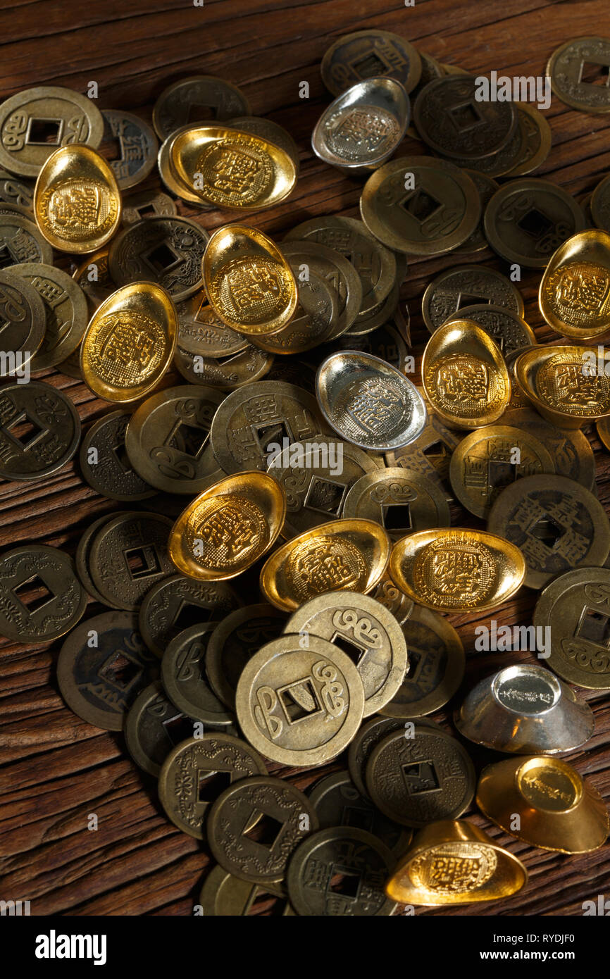 Copper ingots Stock Photo Alamy