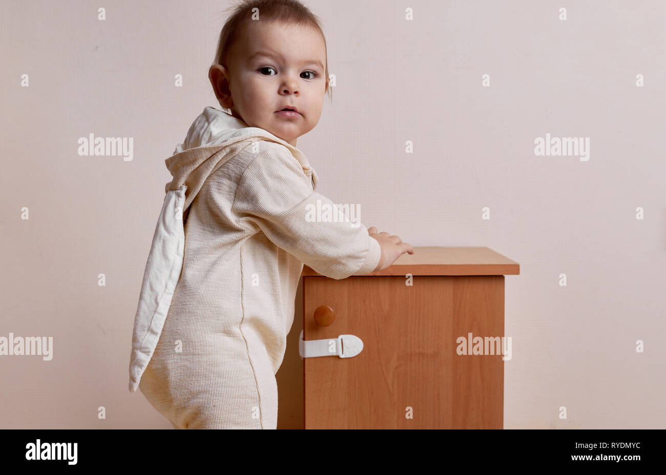 baby girl cabinet