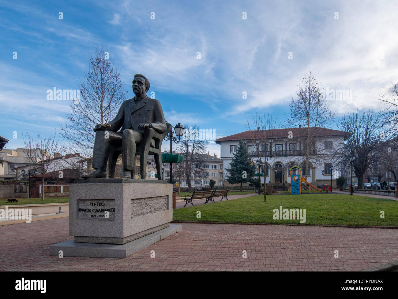 TRYAVNA, BULGARIA - View of the monument of Petko Slaveikov and the square in the town of Tryavna. Stutue Stock Photo