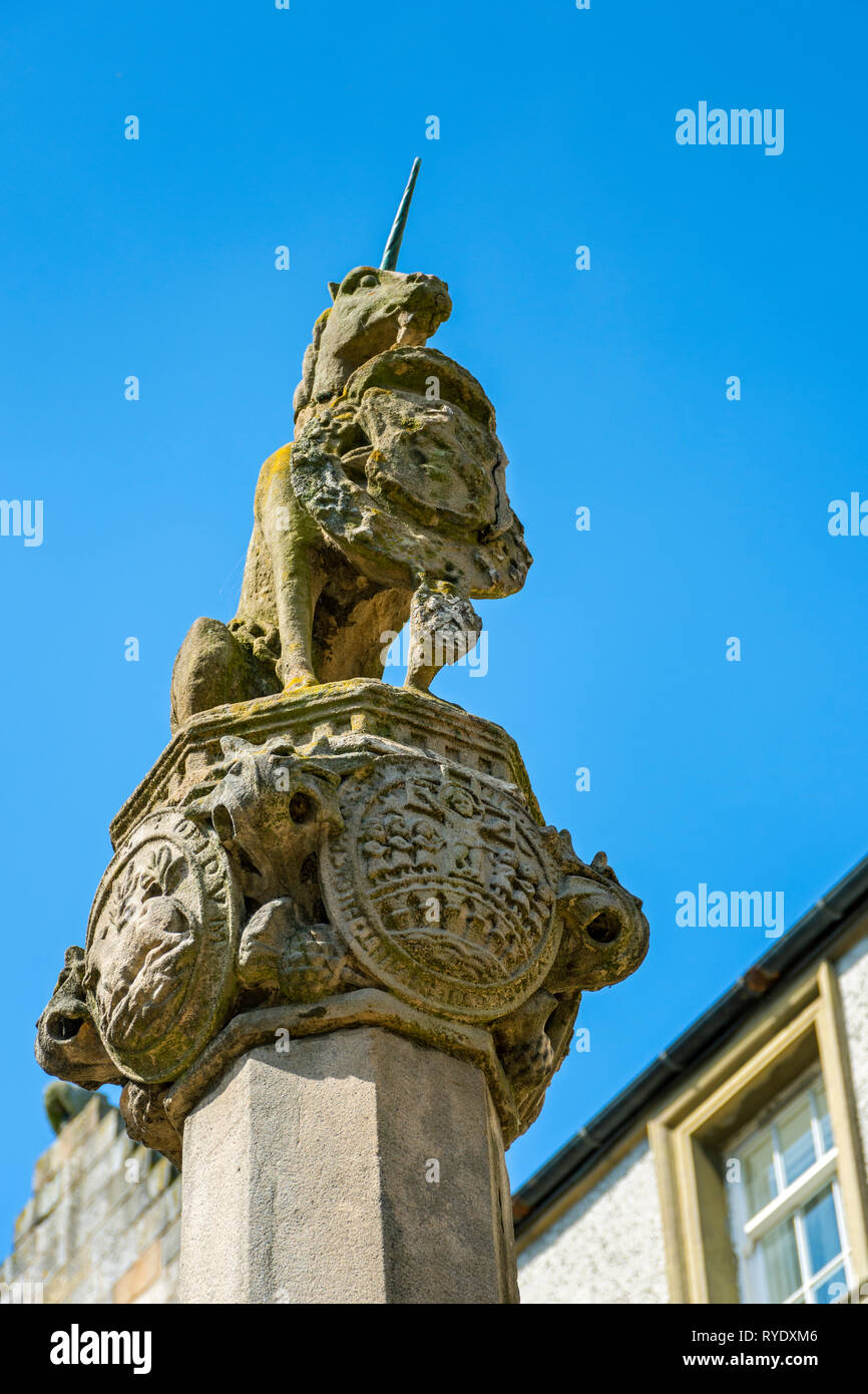 Unicorn statue (known as the puggy) on Mercat Cross, Stirling, Stirlingshire, Scotland, UK Stock Photo