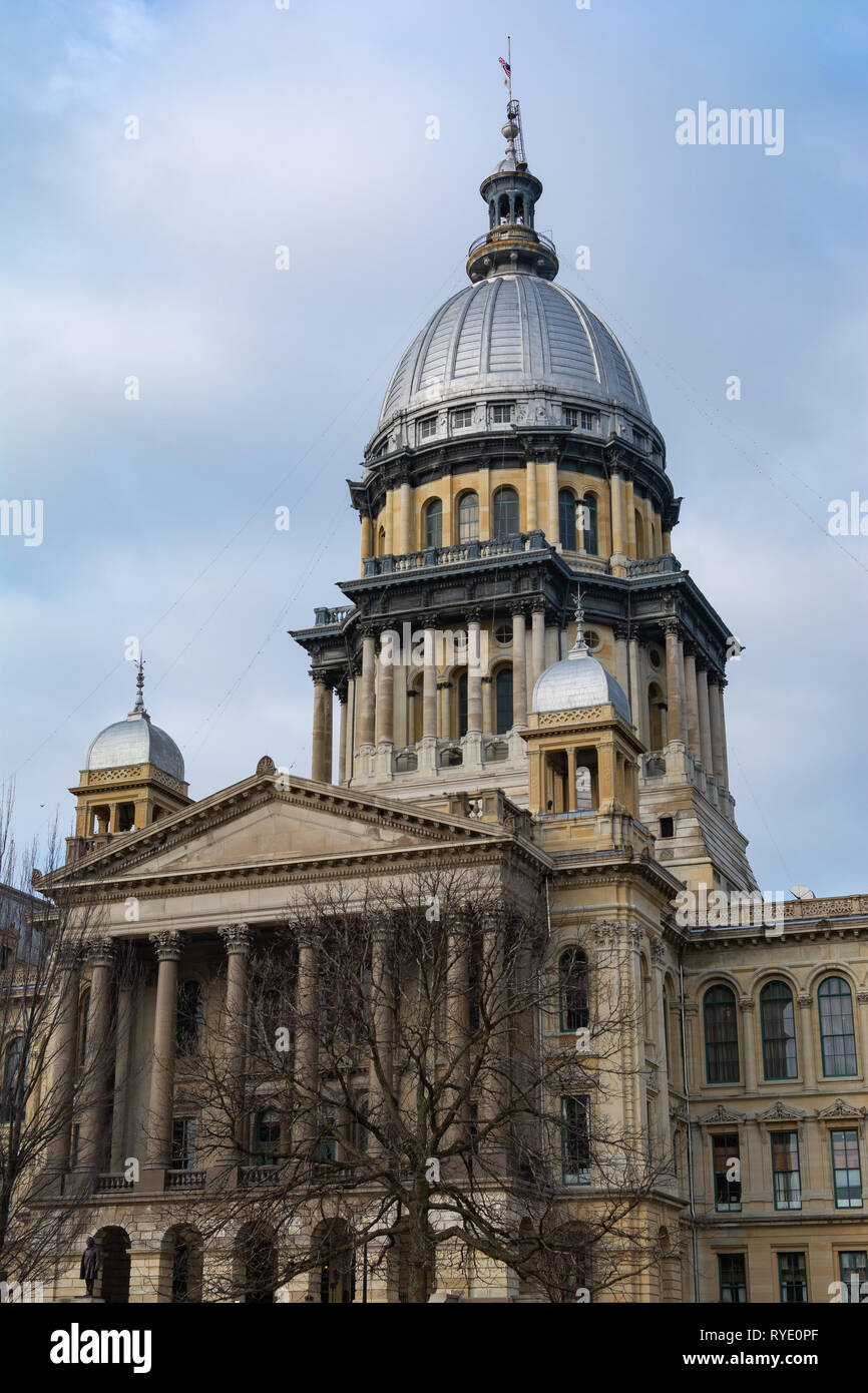 Exterior Of The Illinois State Capitol Building. Springfield, Illinois ...