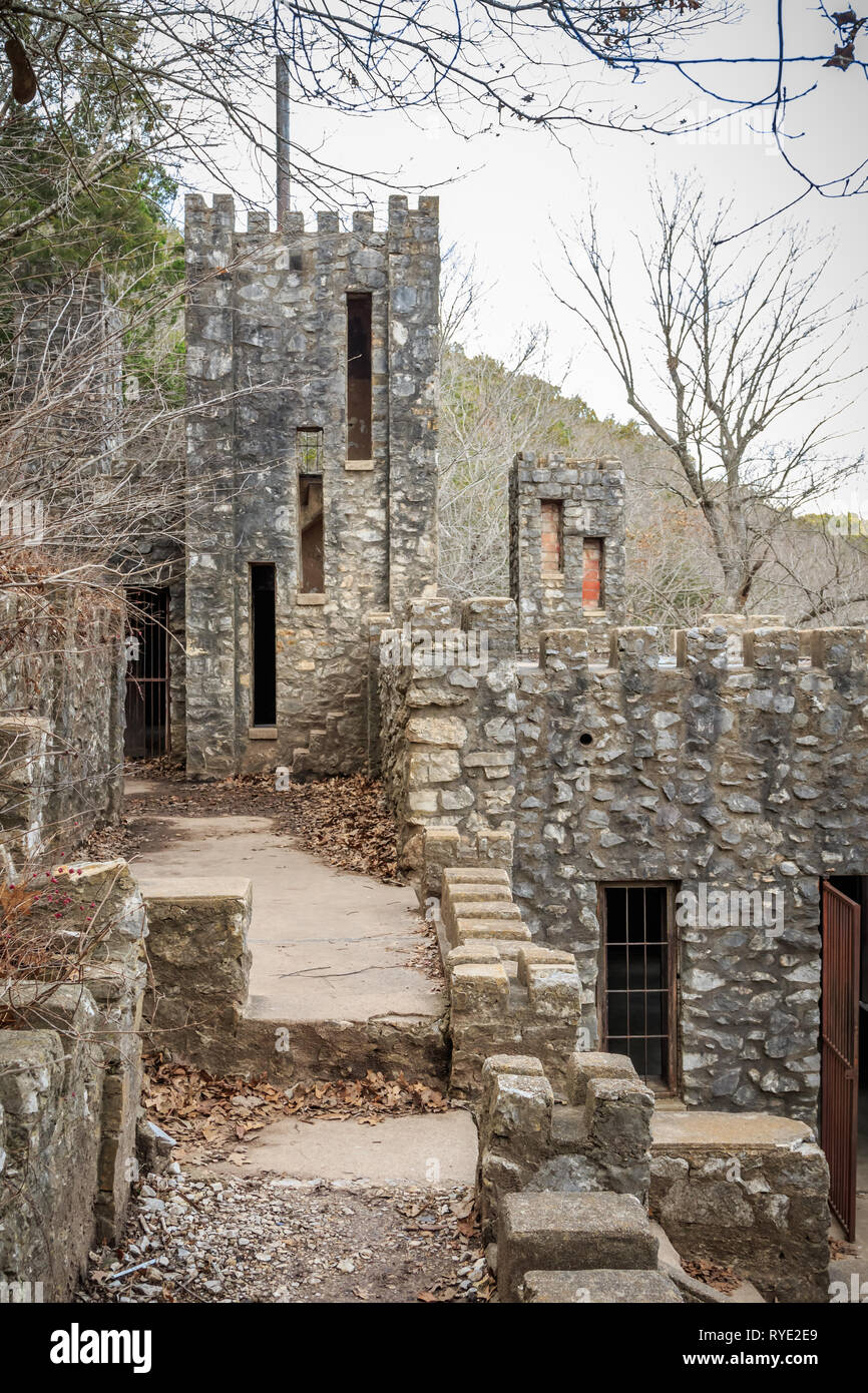 Old stone "castle" in the Arbuckle Mountains of Oklahoma Stock Photo Alamy