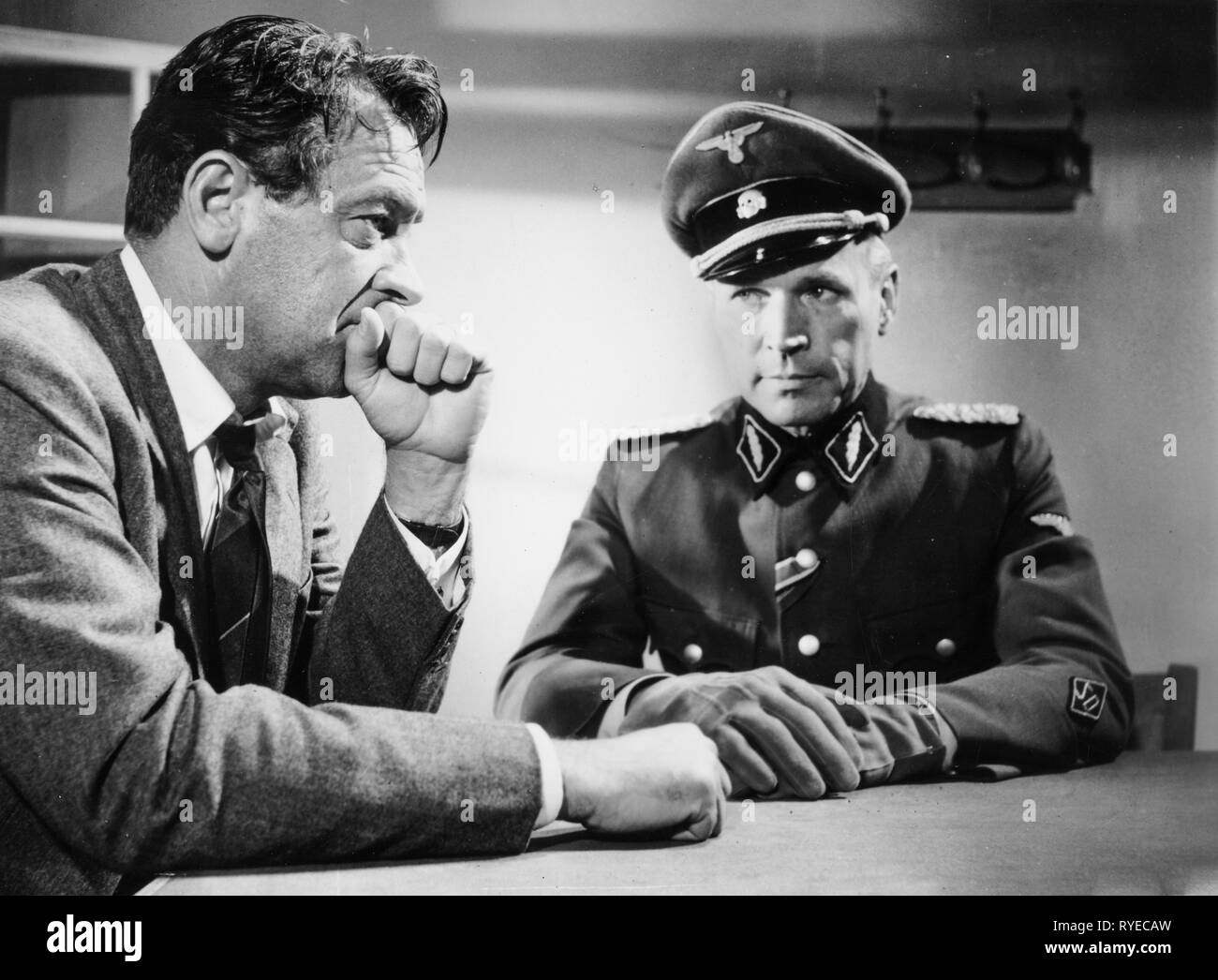 william holden, wolfgang preiss, the counterfeit traitor, 1962 Stock Photo