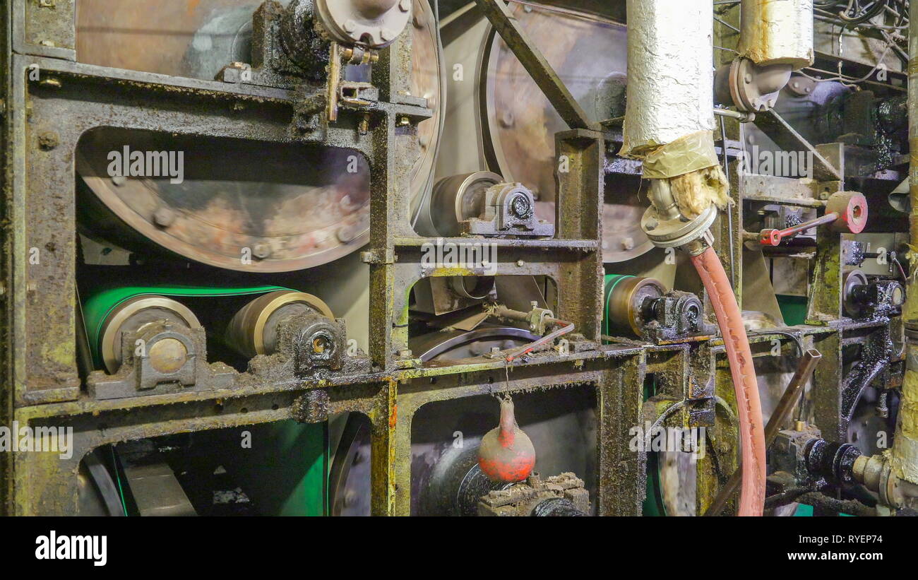 Antique rolling machine hires stock photography and images Alamy