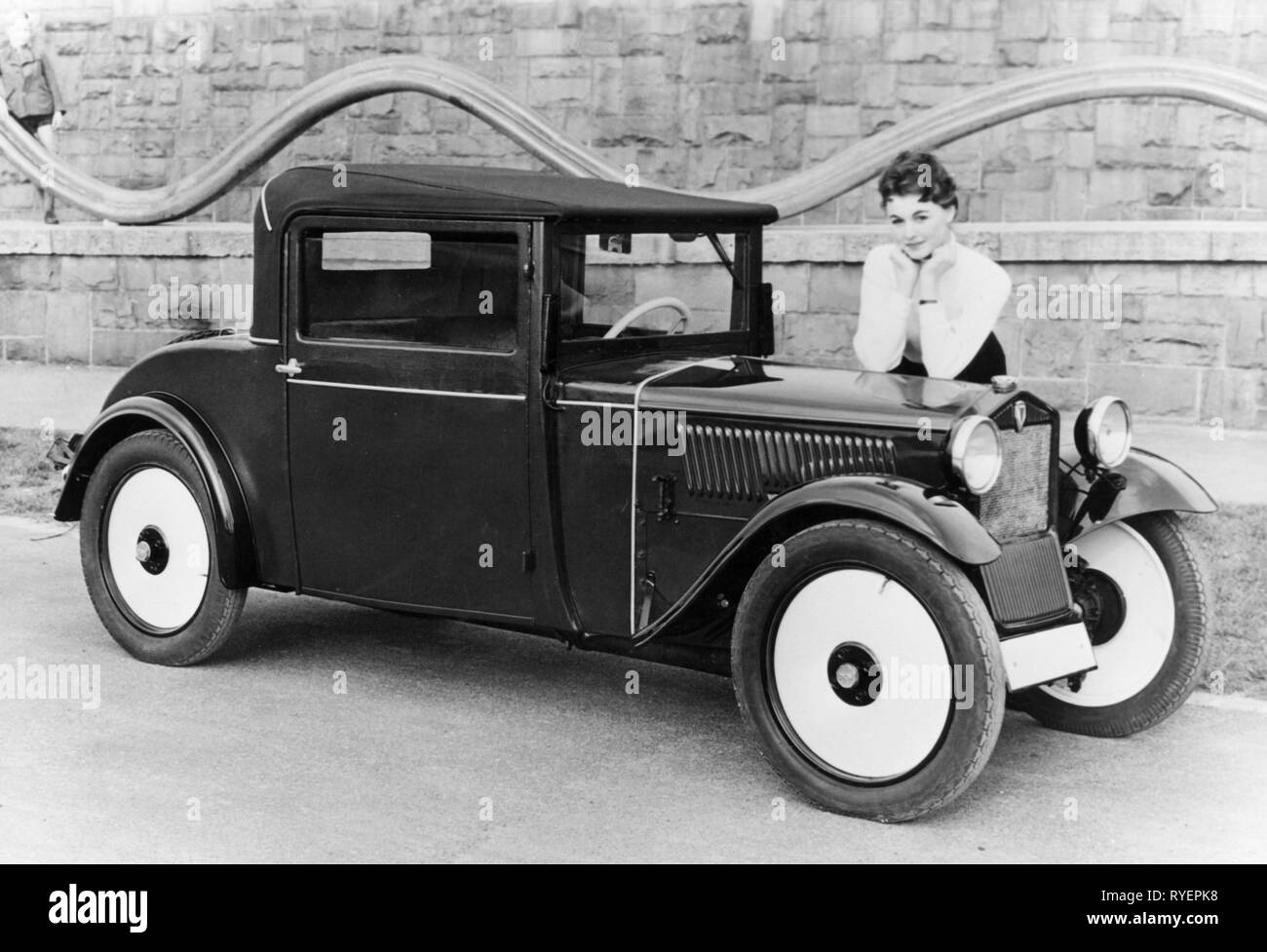 Motorcar 1930's hi-res stock photography and images - Alamy