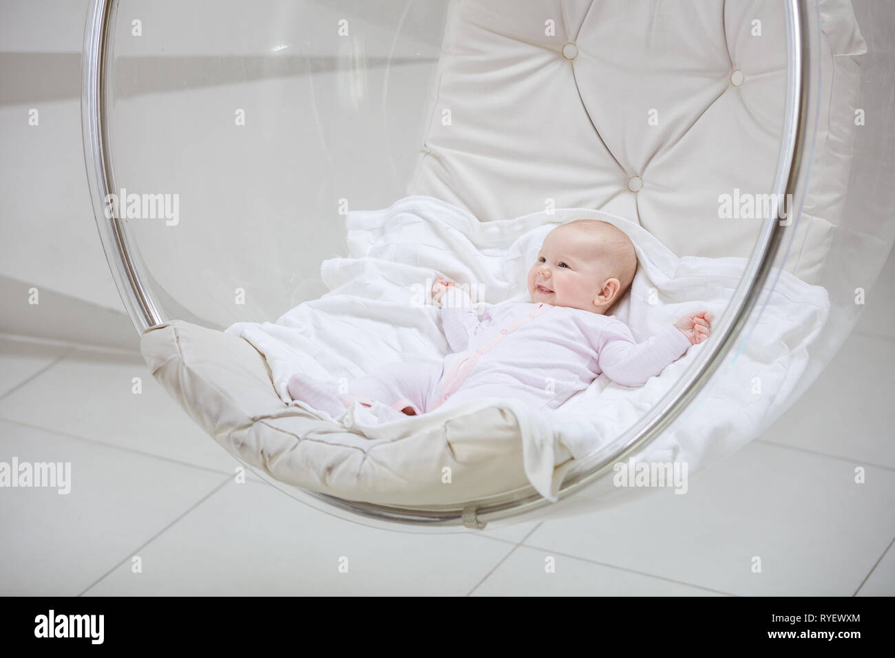baby lying chair