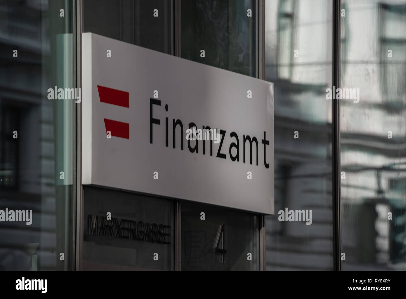Vienna Tax Authority in "Wien Mitte", The new Center in Downtown Vienna