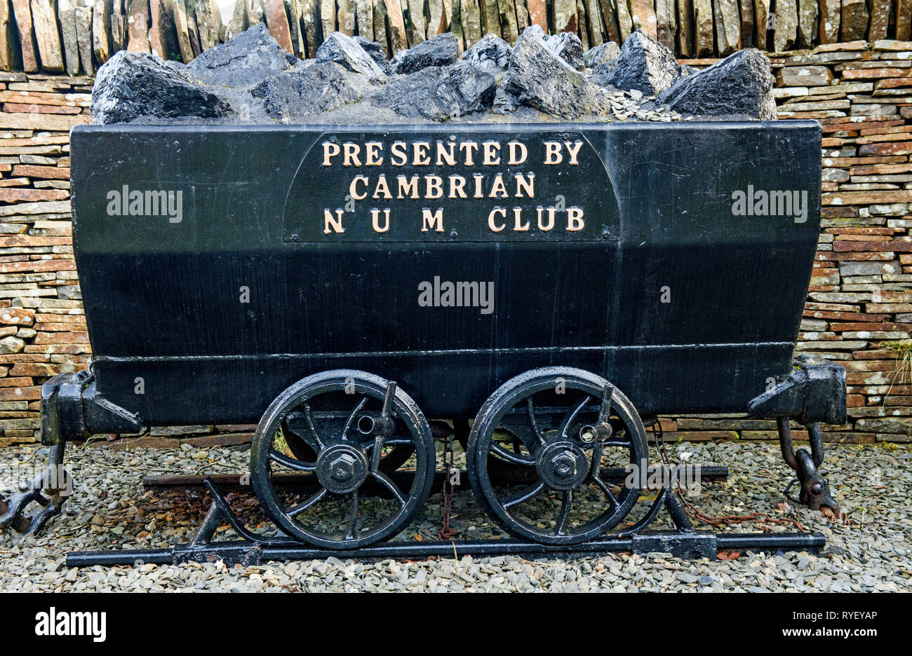 Colliery disaster 1965 hires stock photography and images Alamy