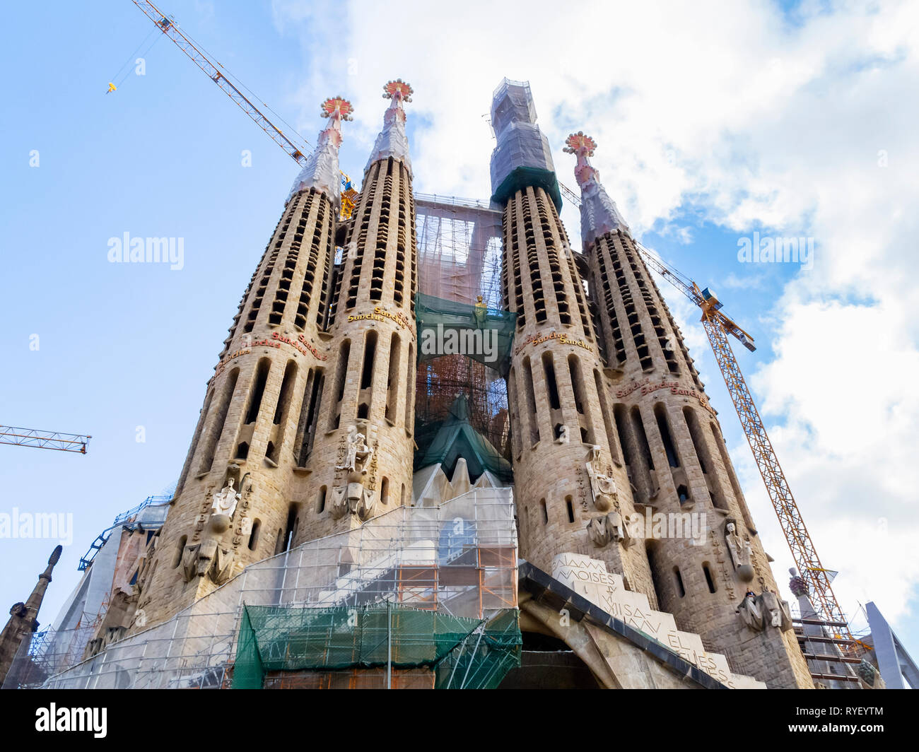 Exterior of the Sagrada Familia Roman Catholic church in Barcelona ...