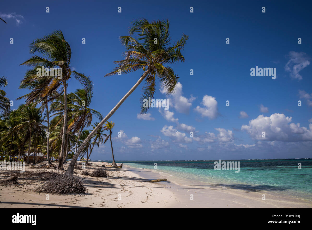 Small Tropical Island in San Blas  or Kuna Yala in the caribbean sea of Panama Stock Photo