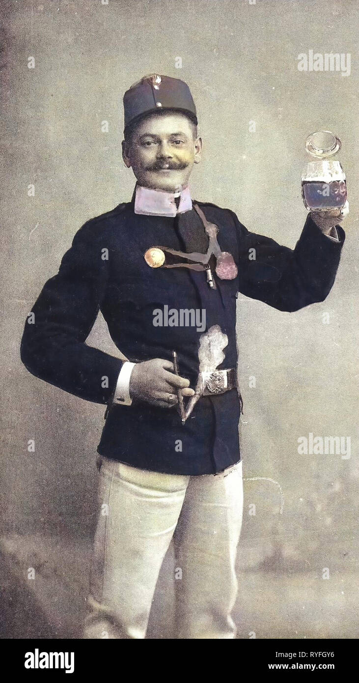 Austro-Hungarian Army, Beer drinking in Austria, 1910, Vienna, Wien, Soldat Stock Photo