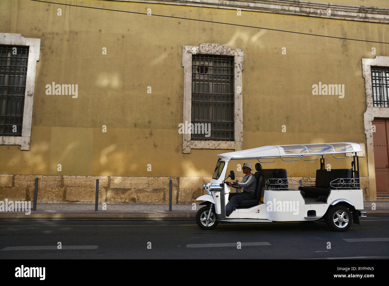 LISBON, PORTUGAL - NOVEMBER 11, 2017. Street car and Military House in the Old Town,  Lisbon, Portugal. Stock Photo