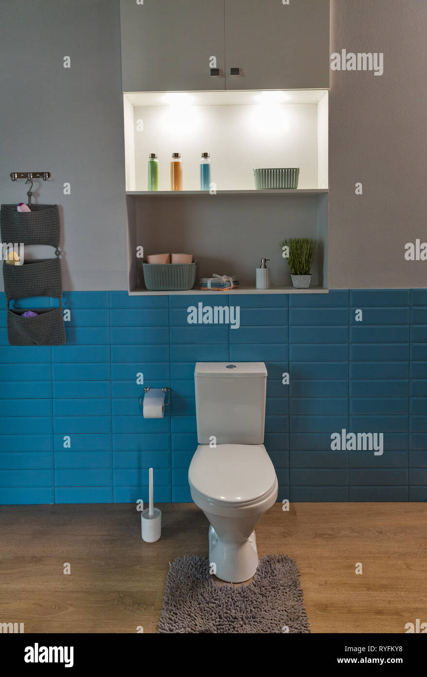 white toilet bowl closeup in the modern bathroom Stock Photo - Alamy
