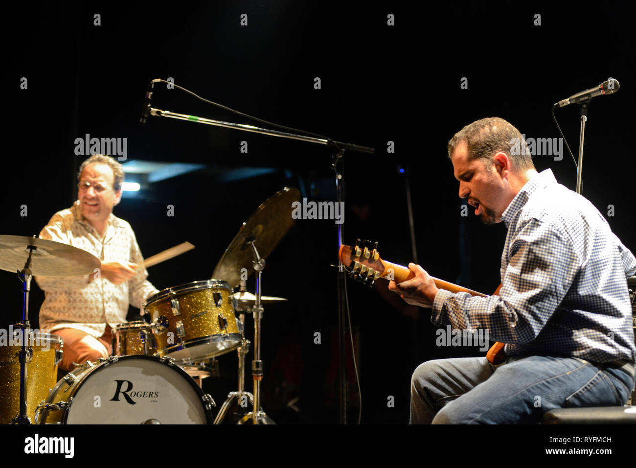 Jazz duo Charlie Hunter (guitar) and Scott Amendola (drums) playing live in concert Stock Photo