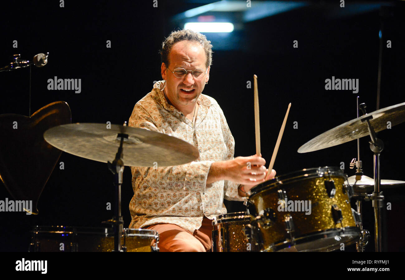 Jazz drummer Scott Amendola, playing live in concert Stock Photo