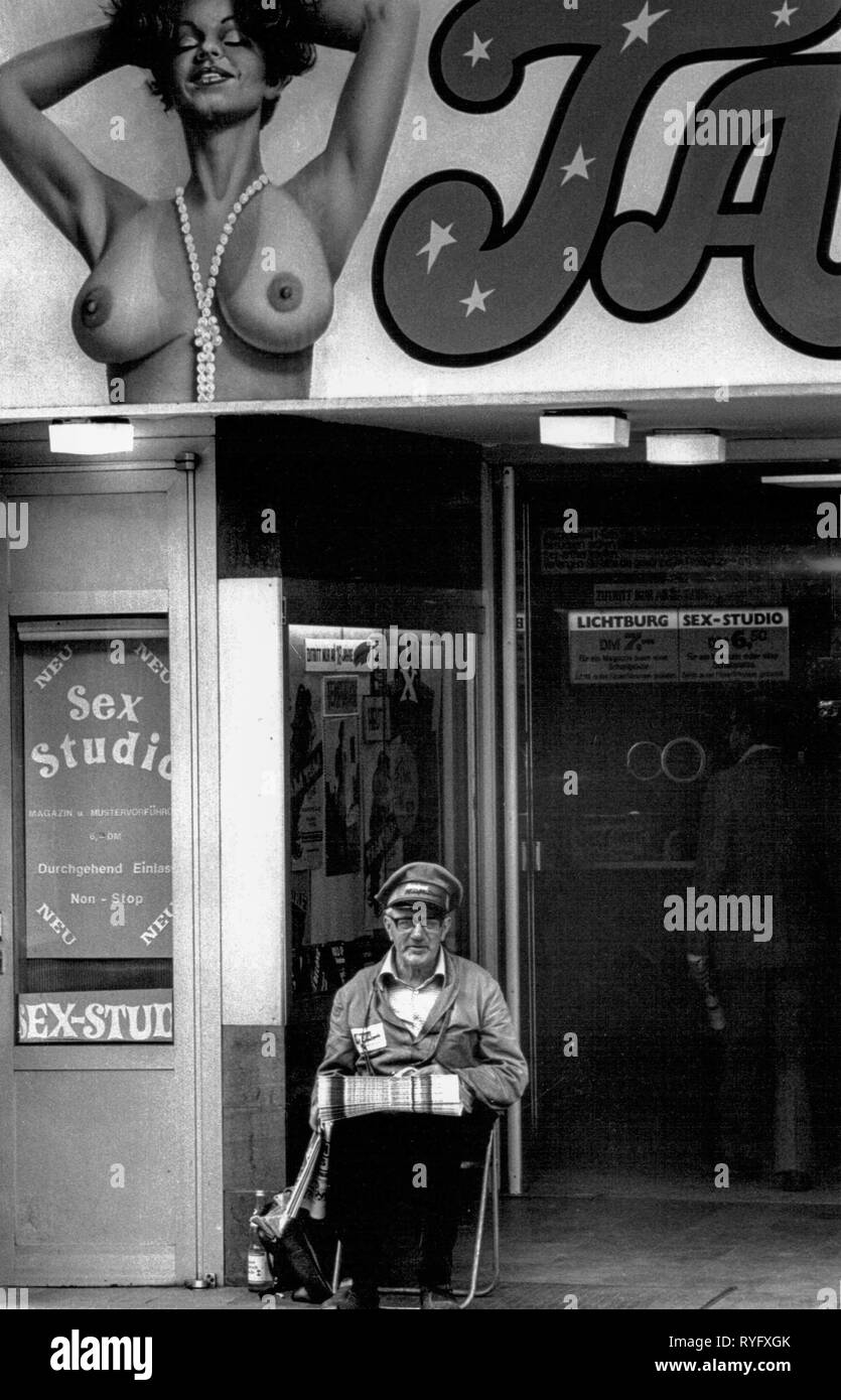 newspaper vendor in front of porn cinema, Frankfurt, Germany Stock Photo -  Alamy