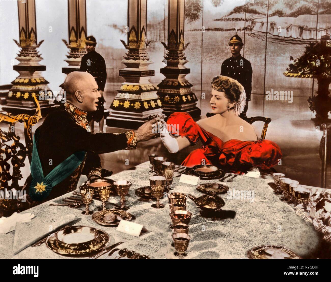 YUL BRYNNER, DEBORAH KERR, THE KING AND I, 1956 Stock Photo