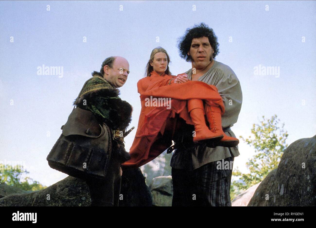 WALLACE SHAWN, ROBIN WRIGHT PENN, ANDRE THE GIANT, THE PRINCESS BRIDE, 1987 Stock Photo