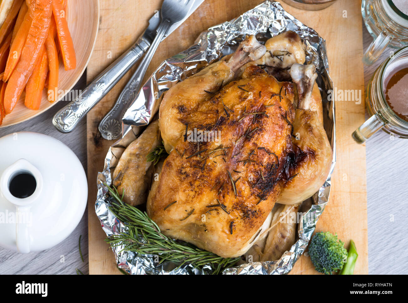 roast chicken dinner Stock Photo - Alamy