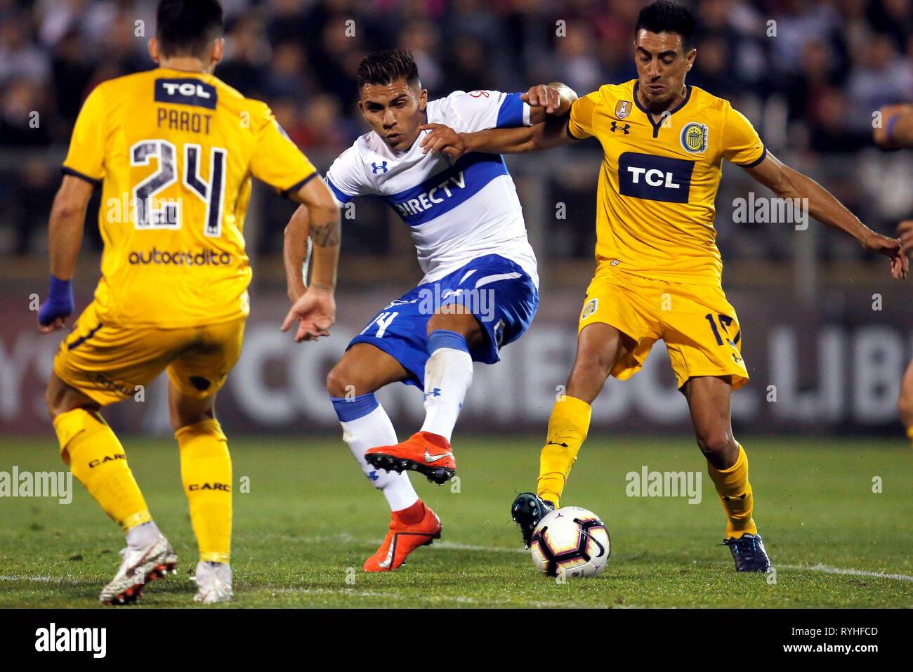 Santiago Chile 14th Mar 2019 Cesar Pinares L Of Universidad Catolica Vies For The Ball With Washington Camacho R Of Rosario During The Copa Libertadores Group H Soccer Match Between Universidad Catolica