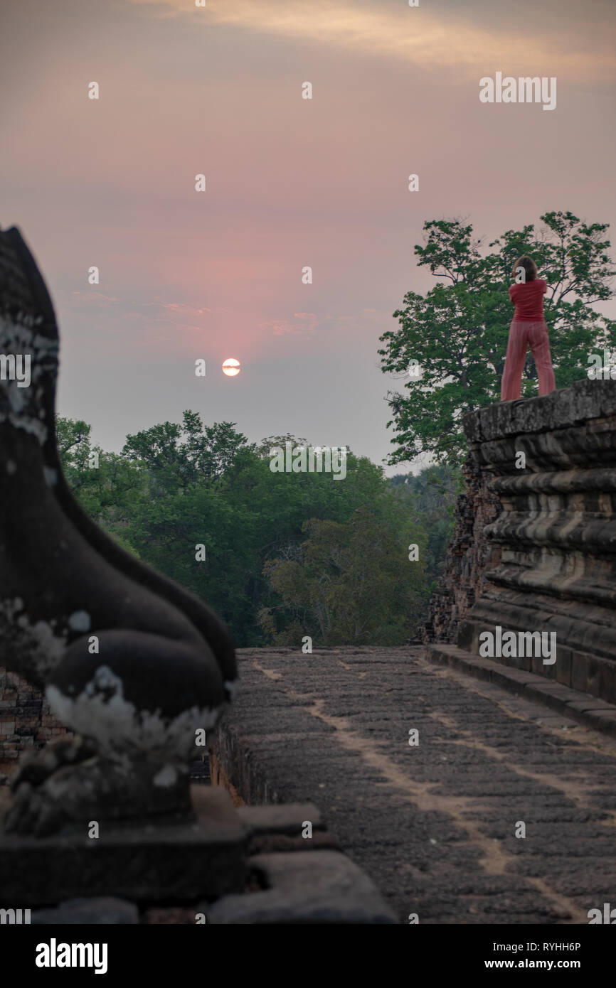 Preah Duk temple,Siem Reap, Cambodia, Thursday 14th March 2019. Siem reap , Cambodia weather: The hot dry spell continues with highs of 36 degrees and lows fo 26 degrees Credit: WansfordPhoto/Alamy Live News Stock Photo