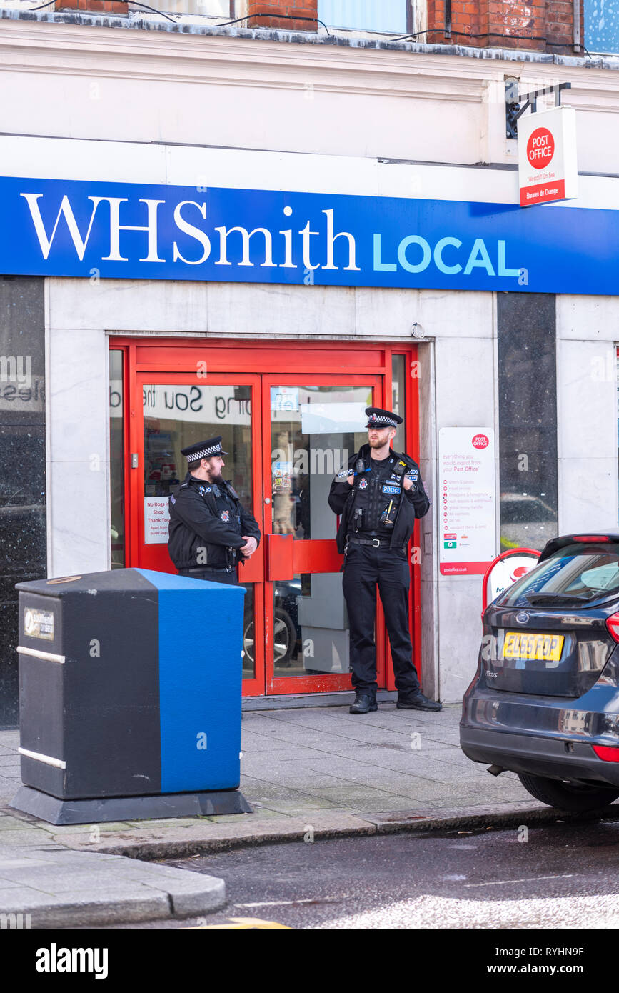 Hamlet Court Road, Westcliff 