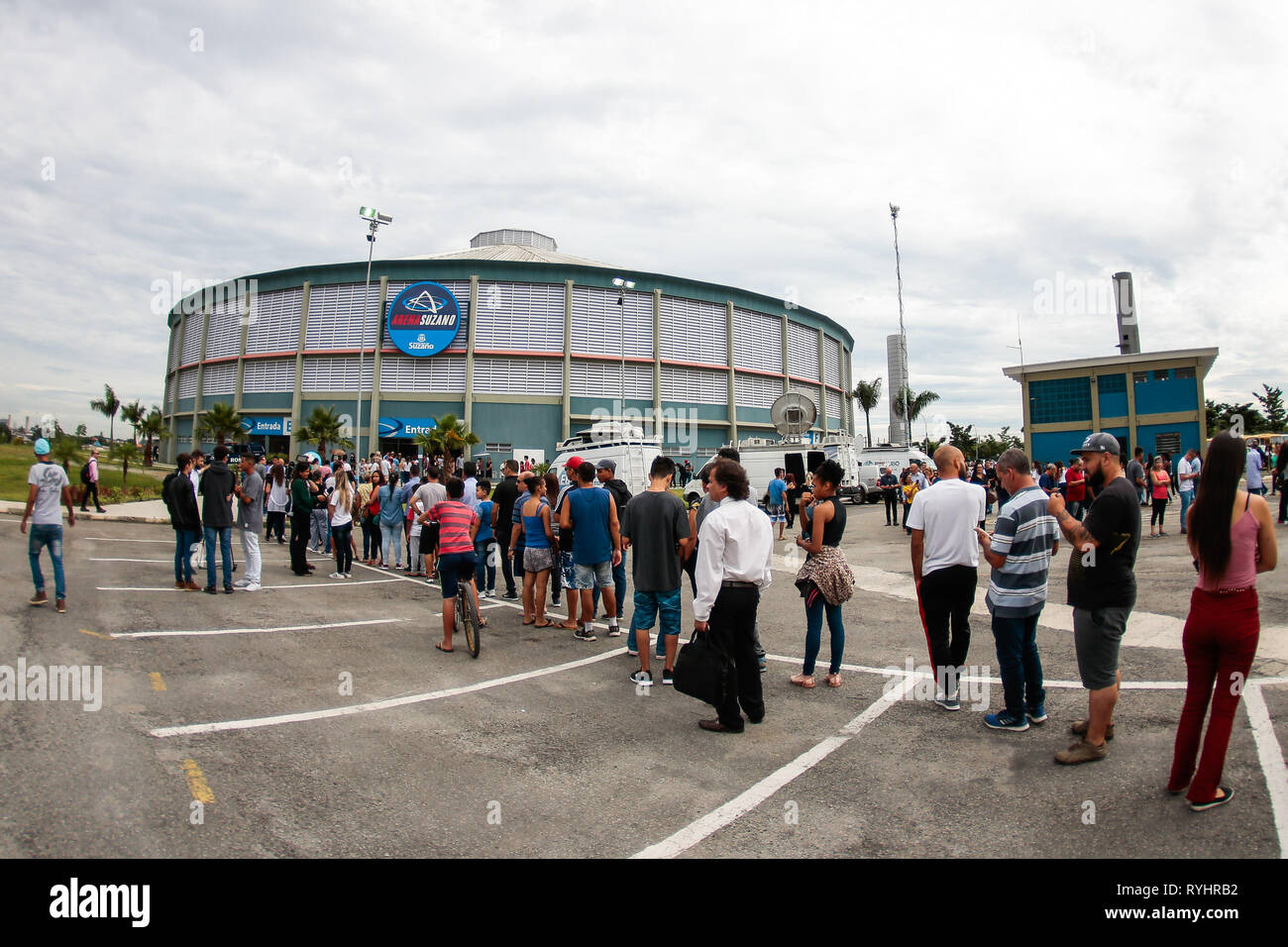 Sao Paulo, Brazil. 14th Mar 2019.  Attack at Suzano School Velorio das Vitimas - It happens at the Max Feffer Arena in Suzano in Greater Sao Paulo, the wake of the victims of the Raul Brasil State School attack, where 2 shooters ex students from the school opened fire killing 5 students and 2 officials, leaving about 11 wounded, then one of the marksmen killed the other and the same committed suicide. The river is expected to continue until 4 pm. Photo: Marcello Zambrana / AGIF Credit: AGIF/Alamy Live News Stock Photo