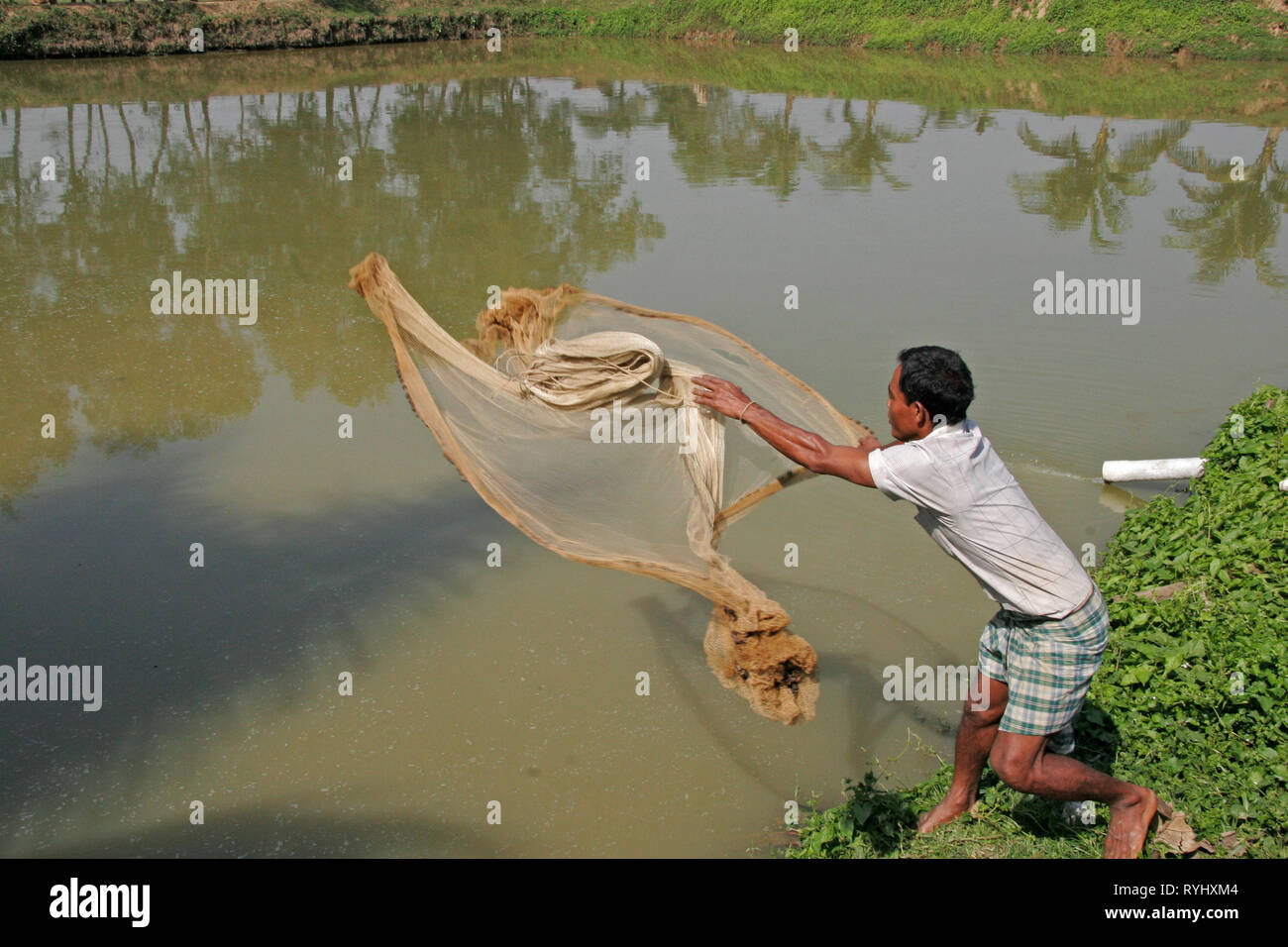 Tribal fishing hi-res stock photography and images - Alamy