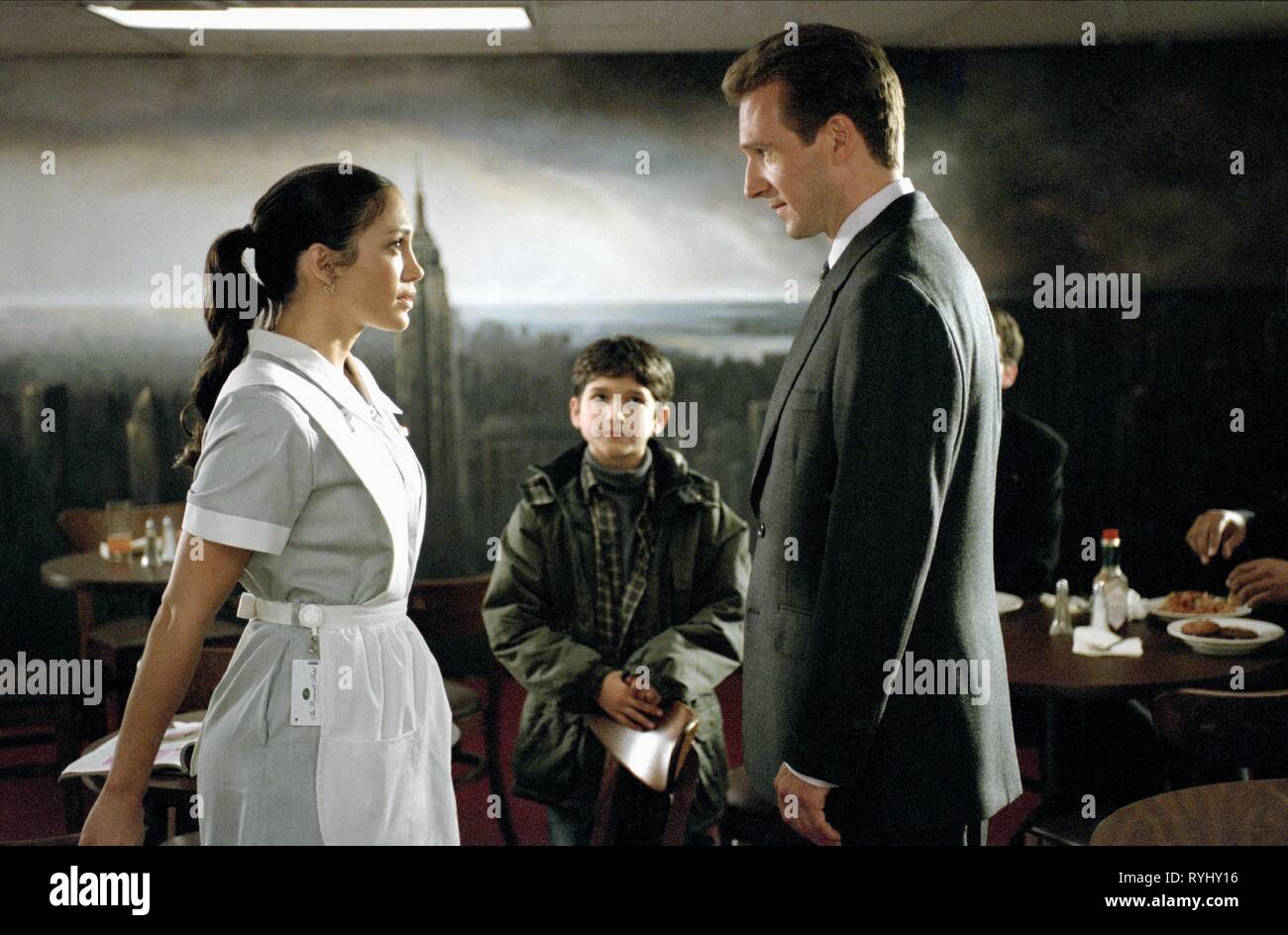 Jennifer Lopez Tyler Posey Ralph Fiennes Maid In Manhattan 2002 Stock Photo Alamy