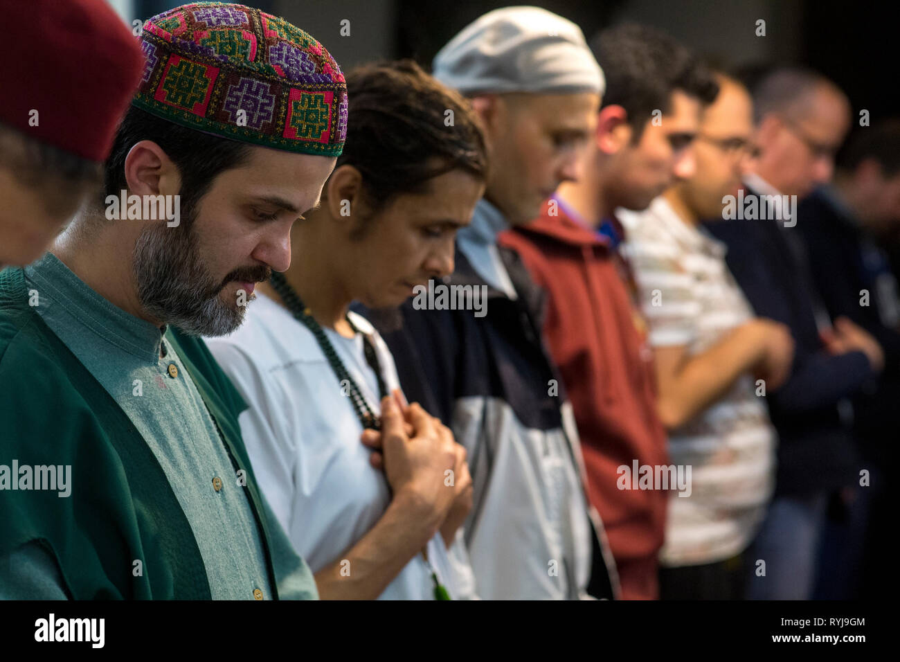 Ramadan Prayer High Resolution Stock Photography And Images Alamy