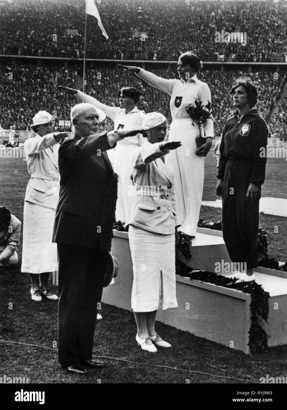 sports, Olympic Games, Berlin 1936, athletics, javelin throwing of the women, presentation ceremony, gold: Tilly Fleischer (Germany), silver: Luise Krueger (Germany), bronze: Maria Kwasniewska (Poland), Olympic stadium, 2.8.1936, Additional-Rights-Clearance-Info-Not-Available Stock Photo