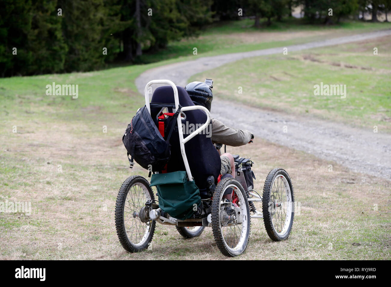 Dre Dans le l'Darbon : mountain bike race in the french Alps.  Cyclist in para-athletic competition. France. Stock Photo