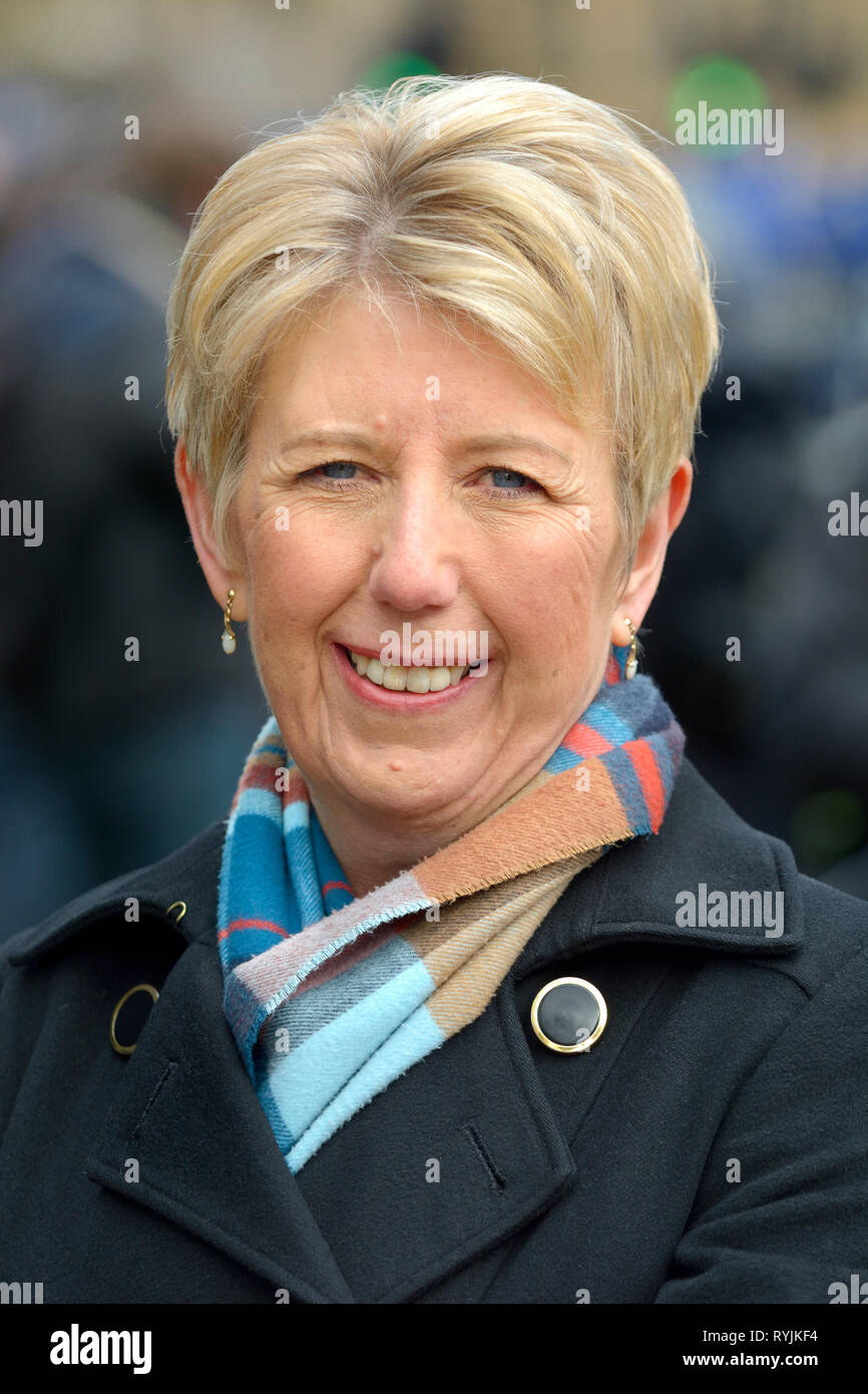 Angela smith hires stock photography and images Alamy