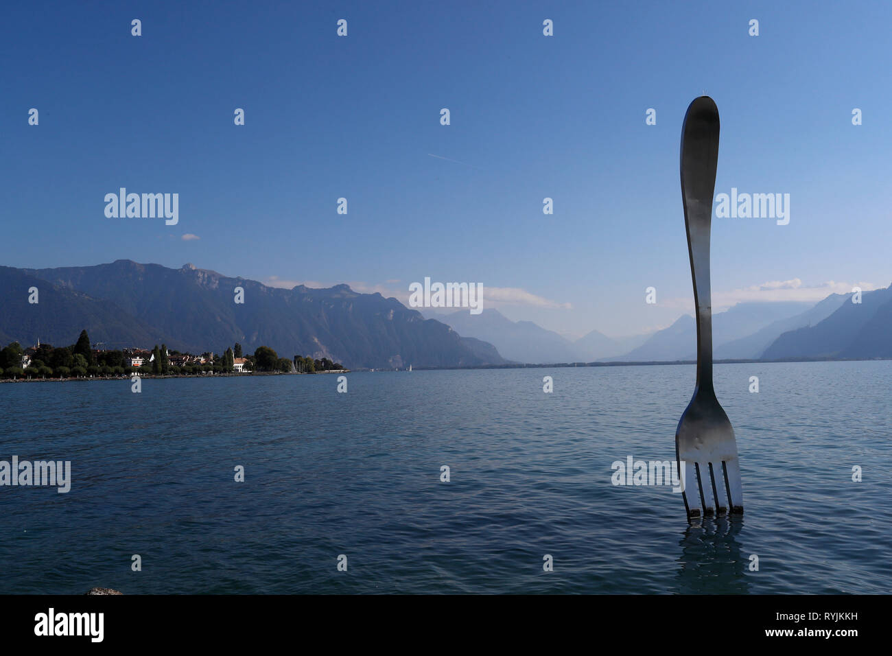 Swiss lake art hi-res stock photography and images - Alamy