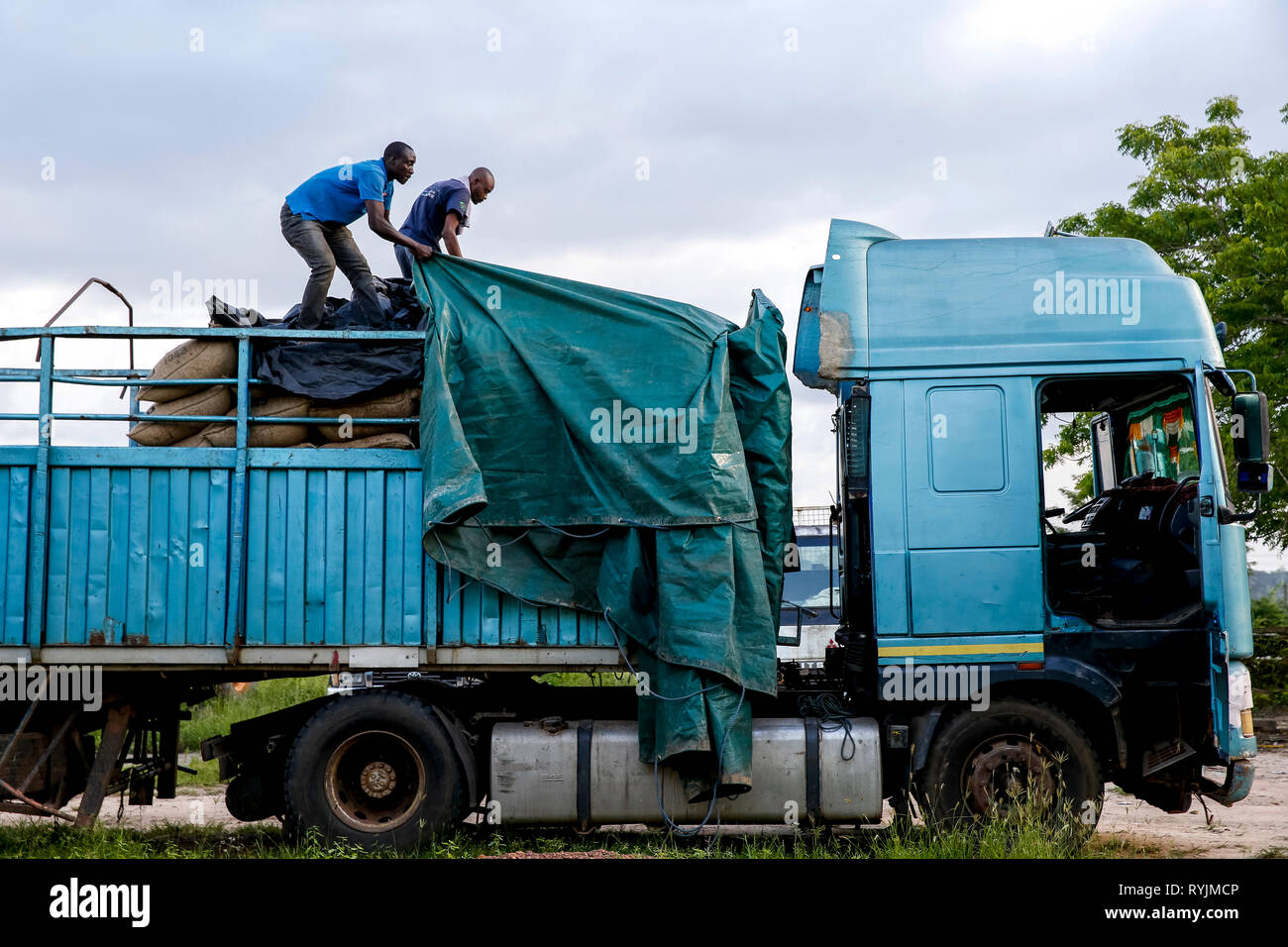 Cocoa carrying truck loaded in Agboville, Ivory Coast. Stock Photo