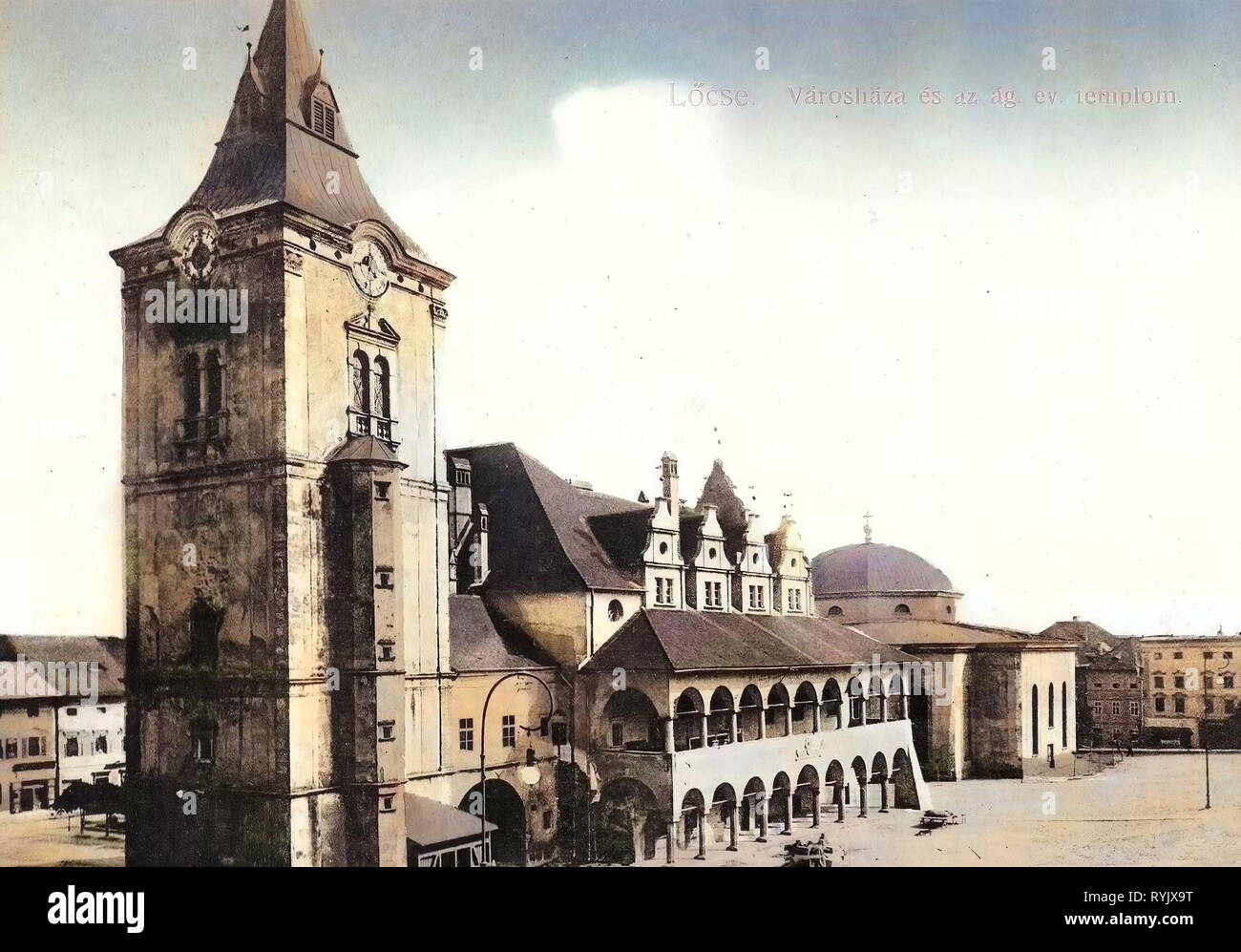 Levoča Town Hall, Evangelical Lutheran Church (Levoča), 1911, Prešov Region, Löcse, Varoshaza es az ag. ev. templom Stock Photo