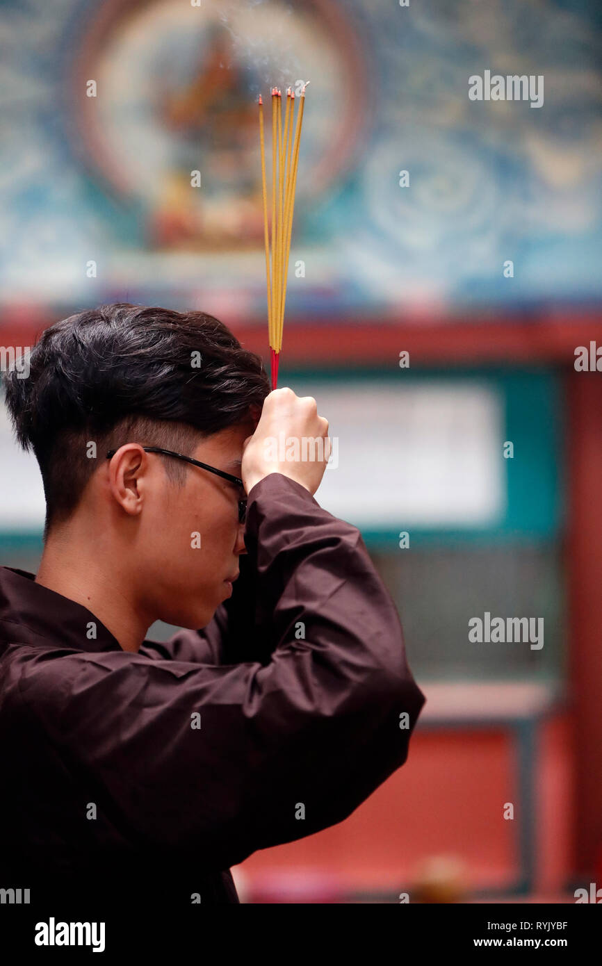 Vietnam insence sticks hi-res stock photography and images - Alamy