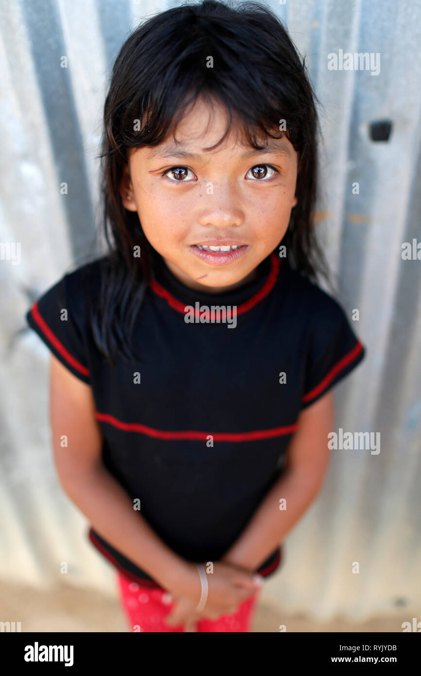 Vietnam girl child hi-res stock photography and images - Alamy